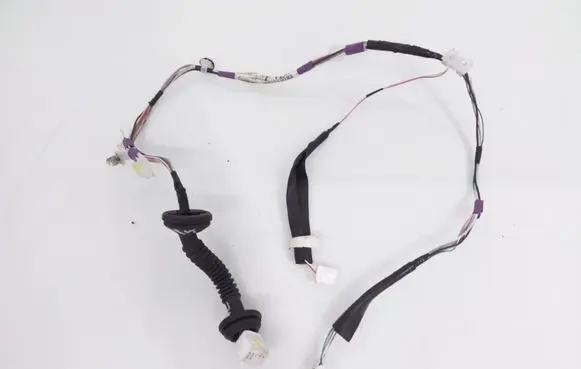 Toyota Yaris Rear door wiring loom 821540D140
