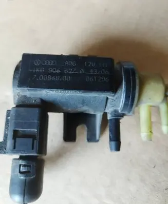 Volkswagen Touran II Vacuum valve 1K0906627A 06T296 70086800