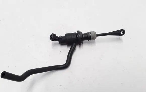 Renault Kadjar Clutch slave cylinder 306104BG1A