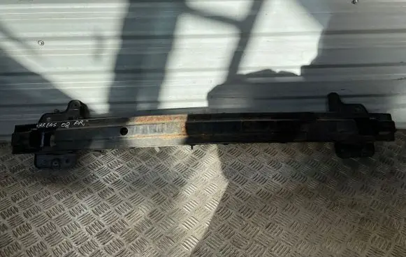 KIA Carens II Front bumper cross member