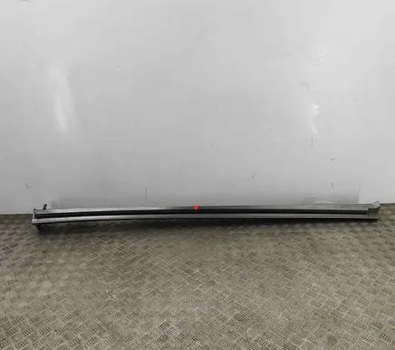 Genesis GV60 Sill 877562W000
