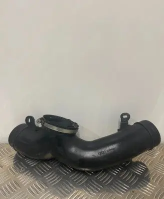 Audi A8 S8 D3 4E Intercooler hose/pipe 4H0129711D ETB446407