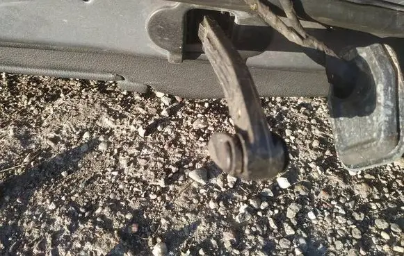 BMW 5 GT F07 Rear door check strap stopper