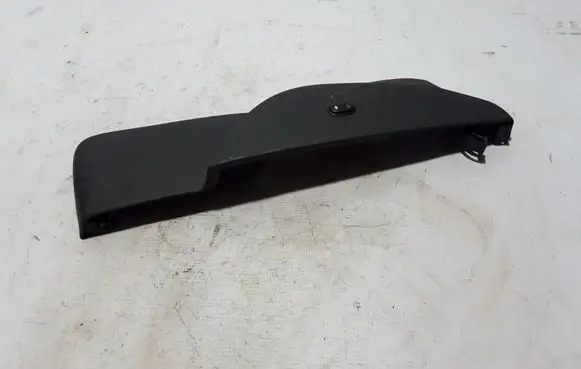 Volvo V70 Seat trim 39810503