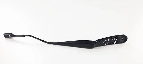 BMW X1 F48 F49 Front wiper blade arm 