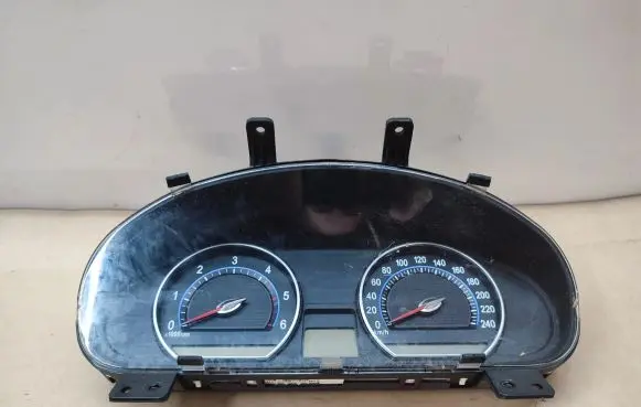KIA Magentis Speedometer (instrument cluster) 940032G210