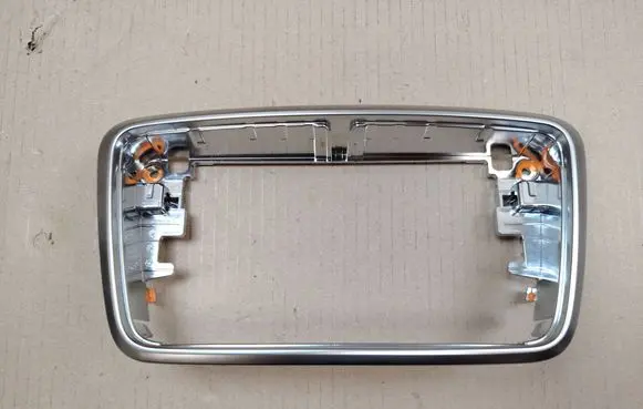 Mercedes-Benz CLA C117 X117 W117 Radio/GPS head unit trim A1766890018