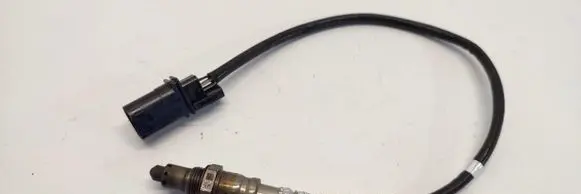 Volkswagen Tiguan Lambda probe sensor 04E906262KB
