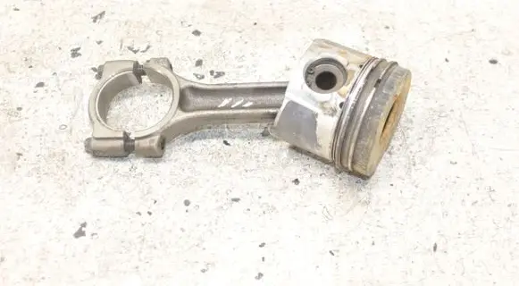 Renault Trafic II (X83) Piston with connecting rod