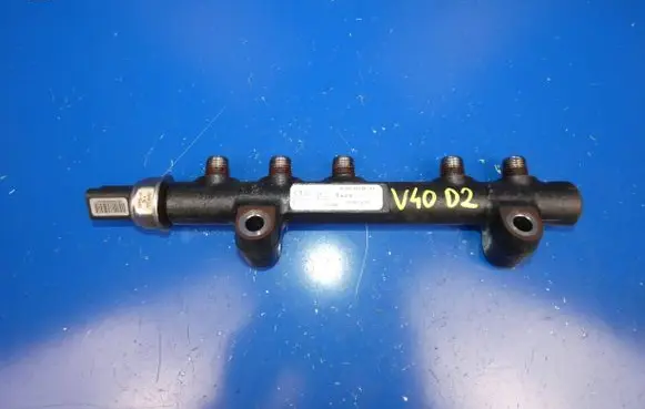 Volvo V40 Fuel main line pipe 9685297580 28497Z01 123184908
