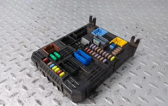 Toyota ProAce City Fuse box set 9832880280 28700009