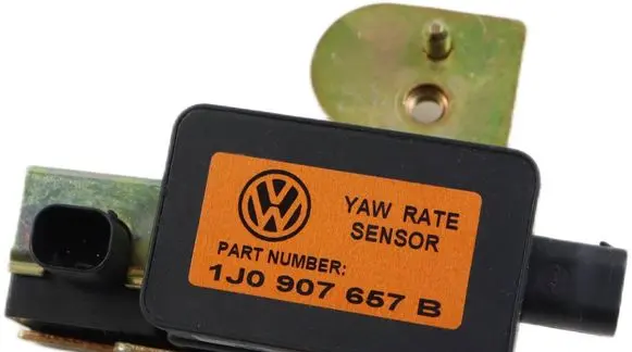 Volkswagen Golf IV ESP acceleration yaw rate sensor 1J0907657B 1J0907651A