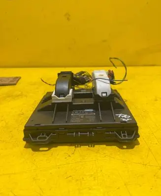 Volkswagen Polo IV 9N3 Comfort/convenience module 6R0937088F