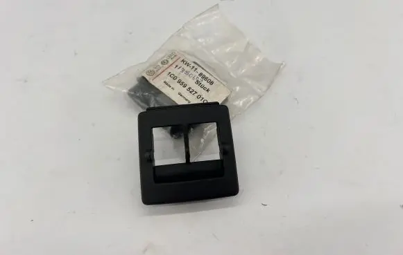 Volkswagen New Beetle Front door window switch trim 1C0959527 KW1189608