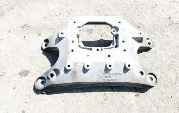 Ford Fusion Engine mounting bracket