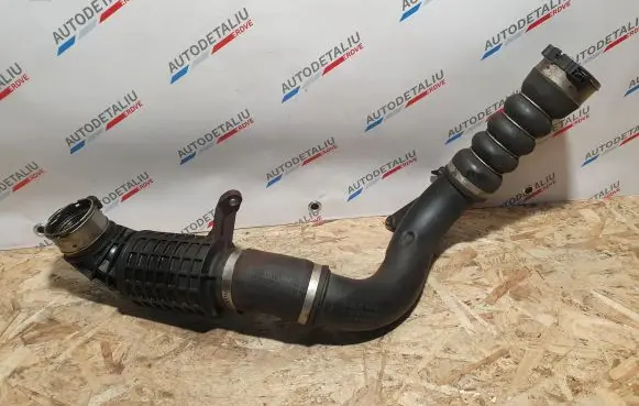 BMW 2 F45 Intercooler hose/pipe 8580135