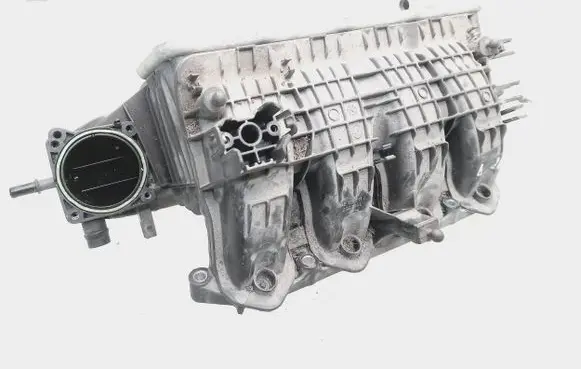 Skoda Fabia Mk3 (NJ) Intake manifold 04E129711J 04e145749b