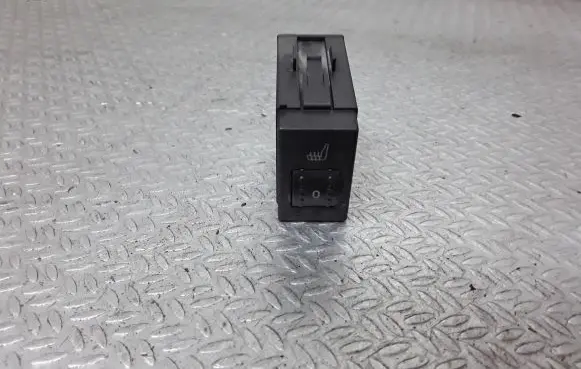 Ford Focus Seat heating switch 7M5T19K314AA