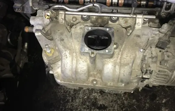 Opel Astra G Intake manifold 90536060