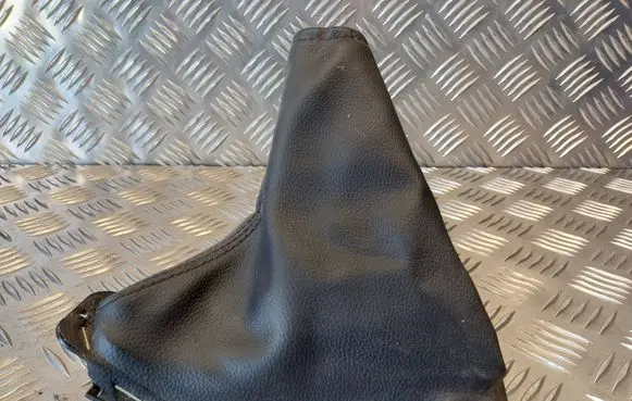 Ford Focus Handbrake trim 