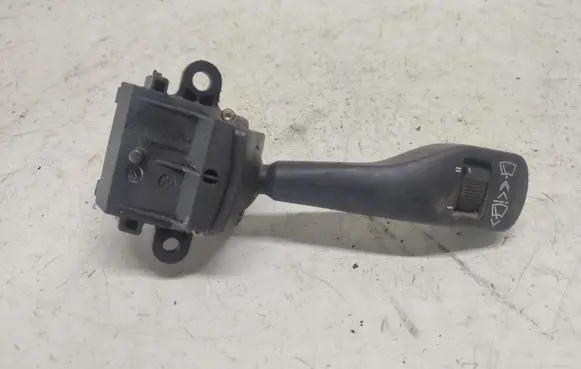 BMW 5 E39 Wiper control stalk 8363669