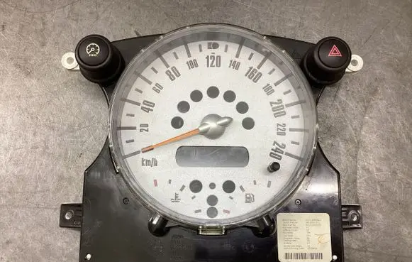Mini One - Cooper R50 - 53 Speedometer (instrument cluster) 6953544 21453035