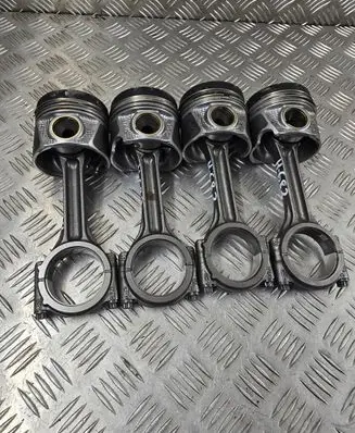 Piston with connecting rod