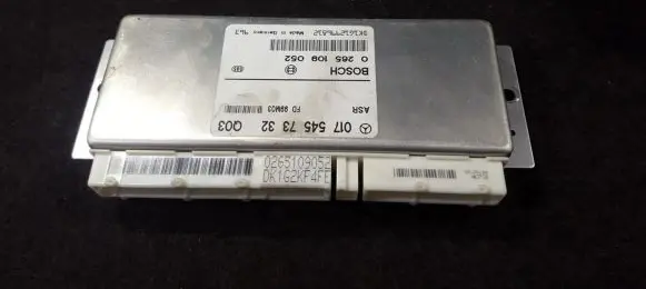 Mercedes-Benz E W210 ABS control unit/module 0265109052