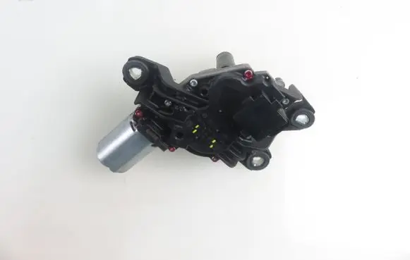 Volkswagen Touran I Rear window wiper motor 0390201216 5K6955711B