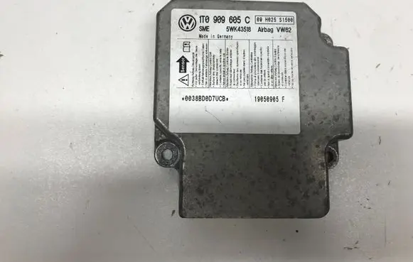 Volkswagen Touran I Airbag control unit/module 1T0909605C