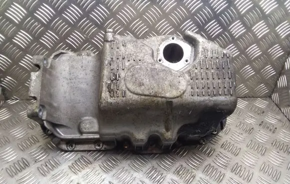 Volkswagen Golf V Oil sump 03C103603J