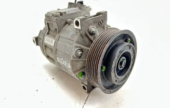 Volkswagen PASSAT B6 A/C compressor mount bracket 1K0820803N