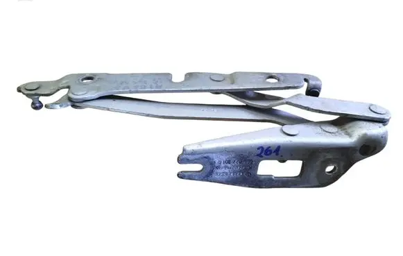 Audi A4 S4 B7 8E 8H Tailgate/trunk/boot hinge 8E5827301C