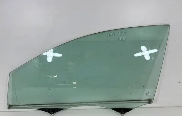 Honda CR-V Front door window glass four-door 43R00050