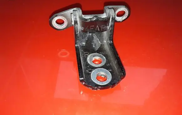 Nissan Qashqai Rear door lower hinge ES03 4EAR