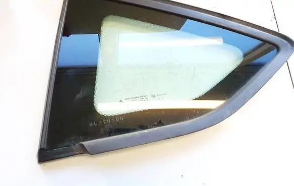 Peugeot 508 Rear side window DOT211M86AS2