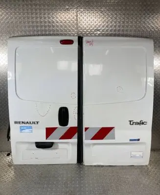 Renault Trafic II (X83) Rear door 