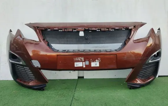 Peugeot 5008 Front bumper 9815499077