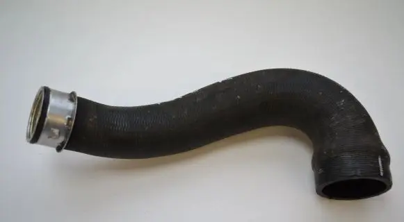 Porsche Cayenne (92A) Intercooler hose/pipe 7L5145833D