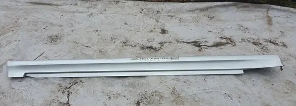 Mercedes-Benz A W169 Front sill (body part) A1696102208