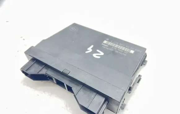 Mercedes-Benz CLK A209 C209 Comfort/convenience module A2098205926
