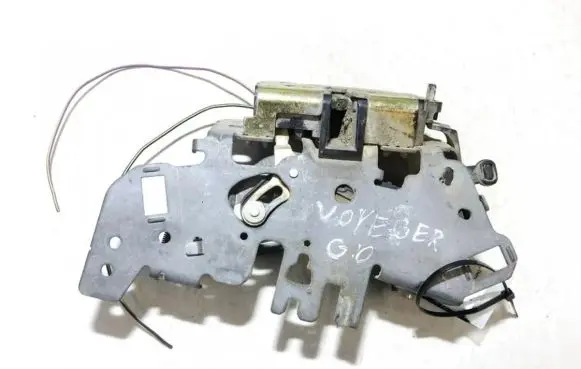 Chrysler Voyager Rear door lock 800786
