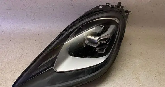 Porsche Cayenne (9Y0 9Y3) Headlight/headlamp 9Y0941033AA 1EX01443963