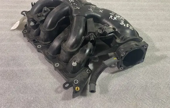 Lexus RX 450H Intake manifold