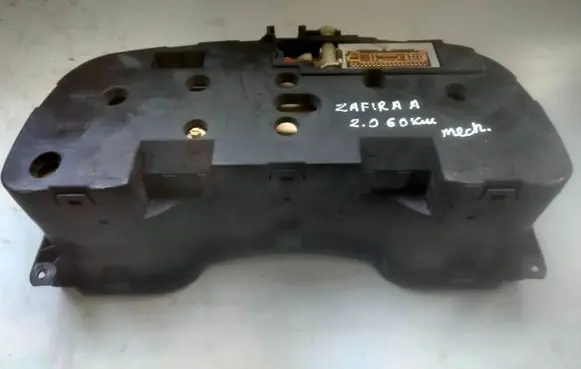 Opel Zafira A Speedometer (instrument cluster) 09228757 93232336 351184000