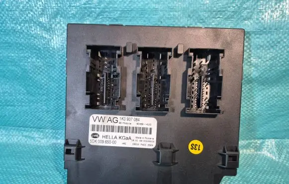 Volkswagen Golf VI Comfort/convenience module 1K0937084 900020000 5DK00960000