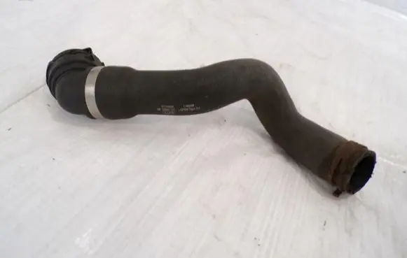 Opel Insignia B Engine coolant pipe/hose 39087121
