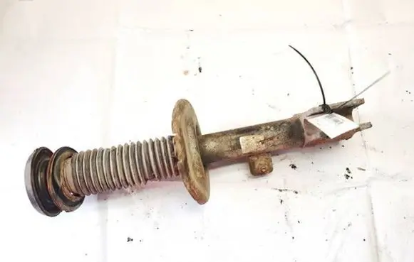 Peugeot 308 Front shock absorber/damper