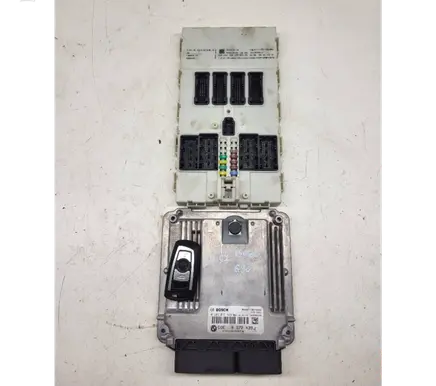 BMW 3 F30 F35 F31 Engine ECU kit and lock set 8572439 030069974 0281019426