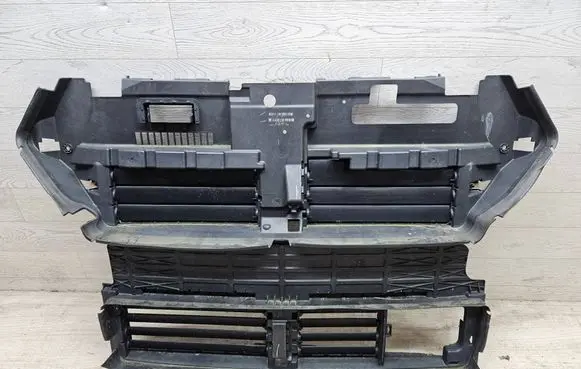 Ford Edge II Intercooler air guide/duct channel GT4B8475BF